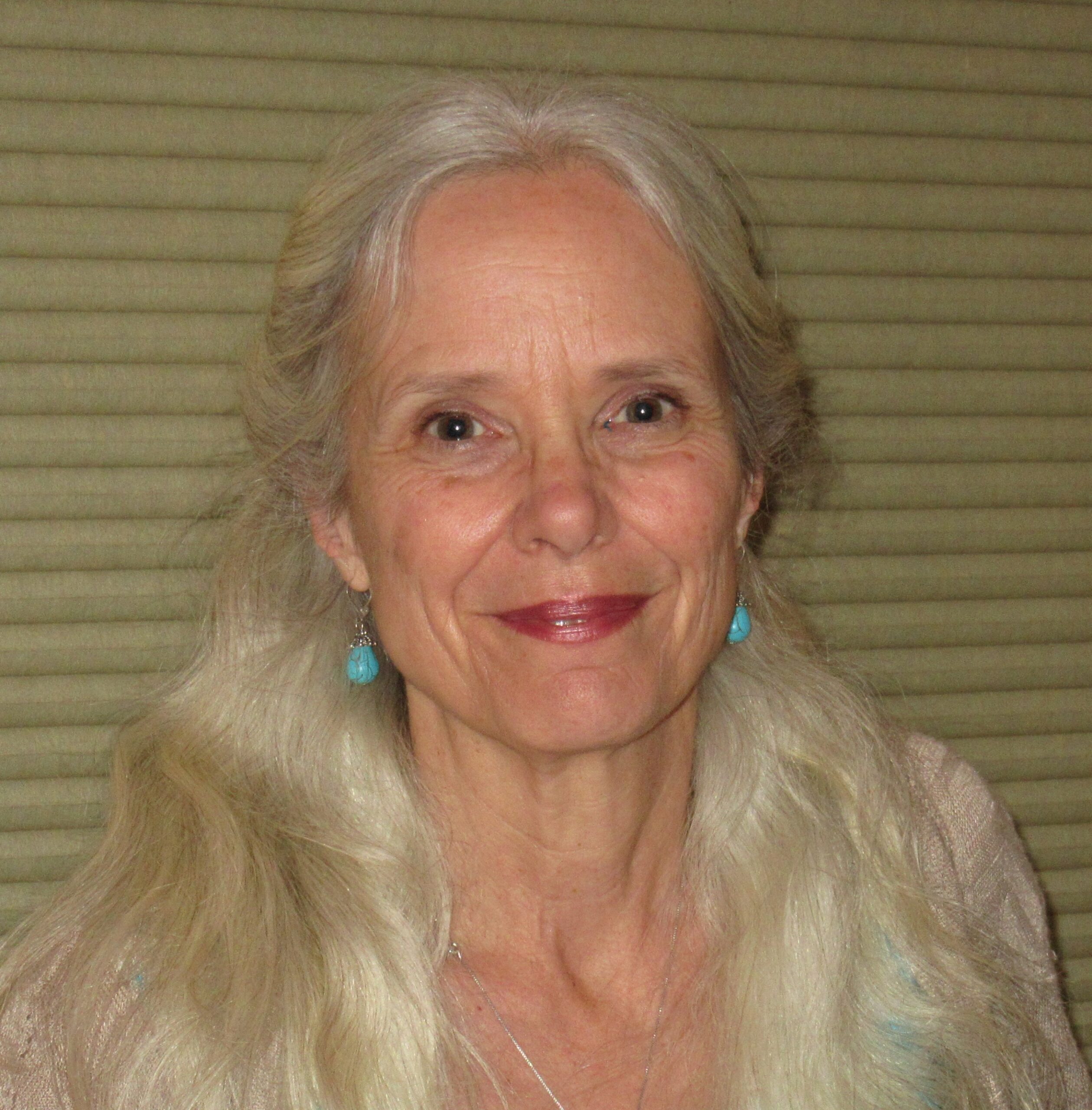 1 Loretta Chuckrow